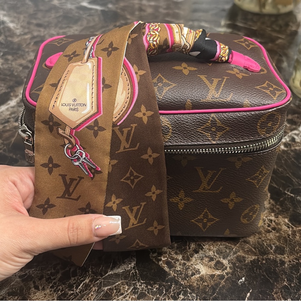 Luxury Louis Vuitton nice Designer Bag with Pink Accents